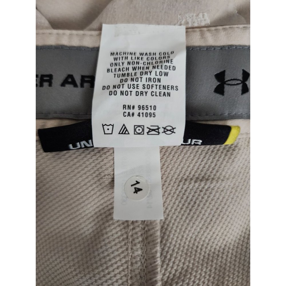 Under Armour Women's L Athletics Relaxed Fit Chino Shorts Size 8 - Picture 10 of 15